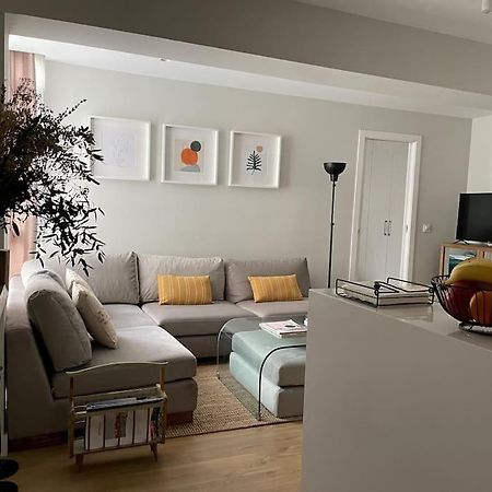 Apartamento Velarde-Maestranza เซบีญา ภายนอก รูปภาพ
