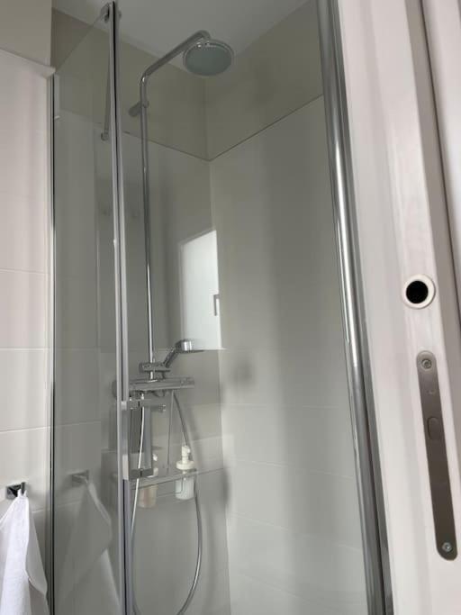 Apartamento Velarde-Maestranza เซบีญา ภายนอก รูปภาพ